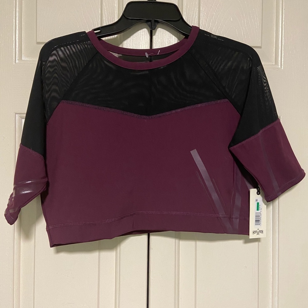 Women’s active sports wear